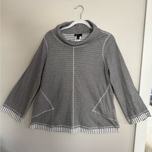 NWT women’s cowl neck tunic